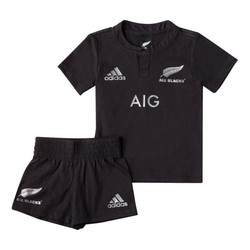 Full view of all blacks Infants Kit